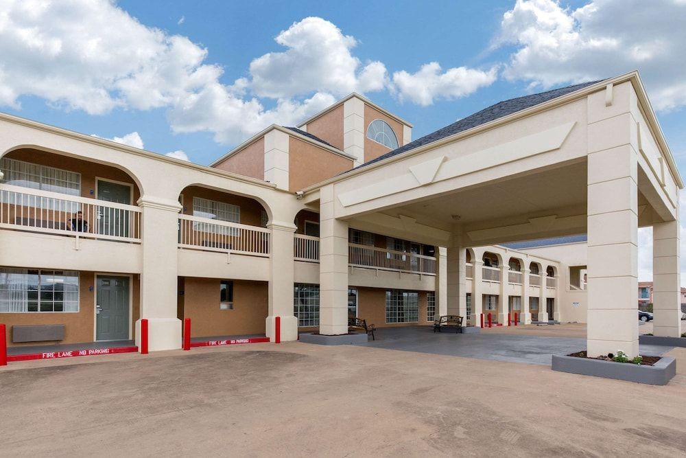Quality Inn Clute Freeport 1