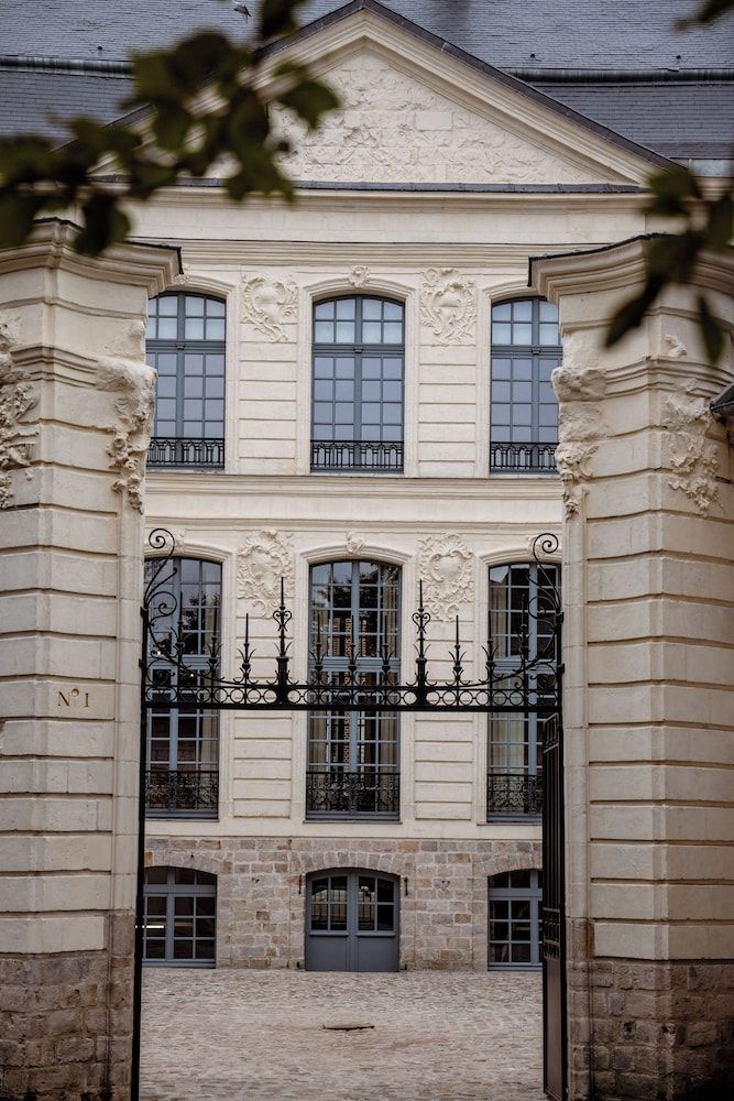 Hôtel Royal Beaulaincourt 1