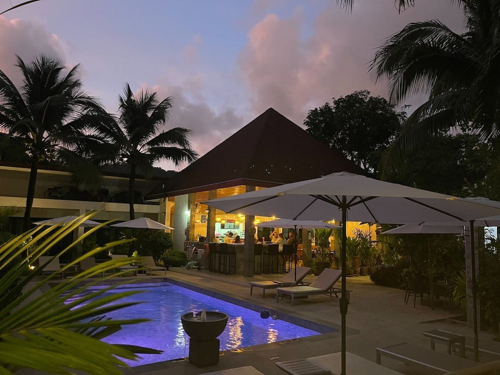 Lotus Bleu Resort & Restaurant 1