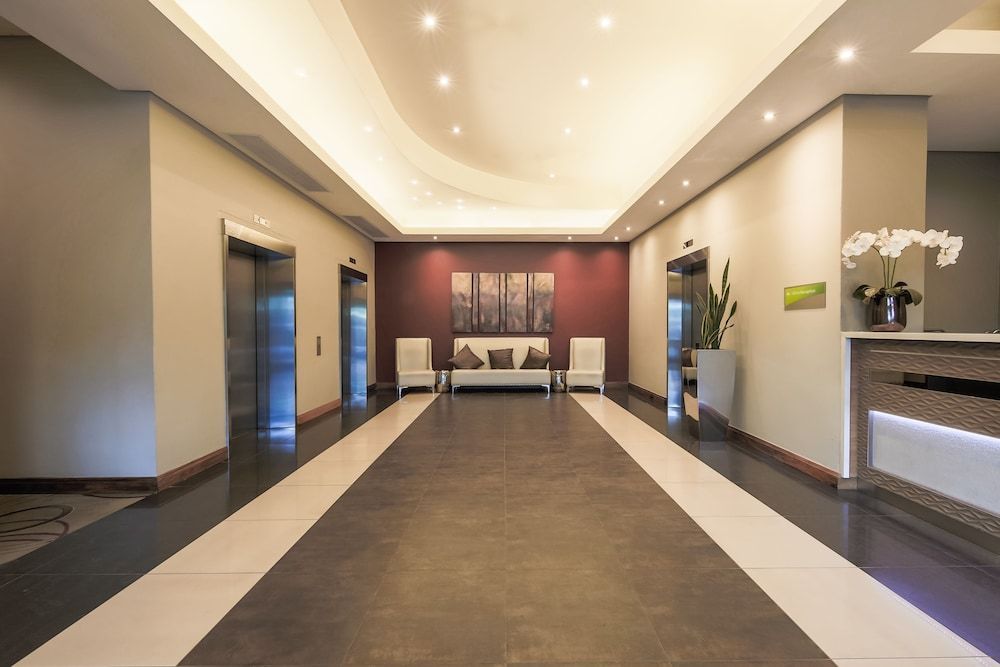 Holiday Inn JOHANNESBURG - ROSEBANK by IHG 2