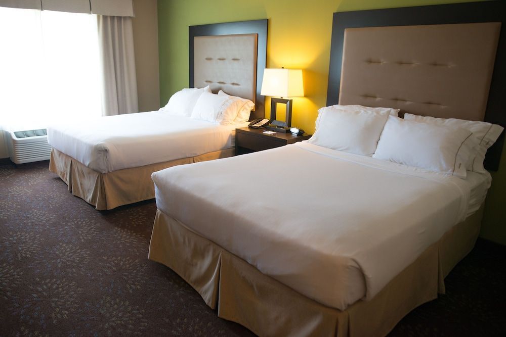 Holiday Inn Express & Suites NORTHWOOD by IHG 2
