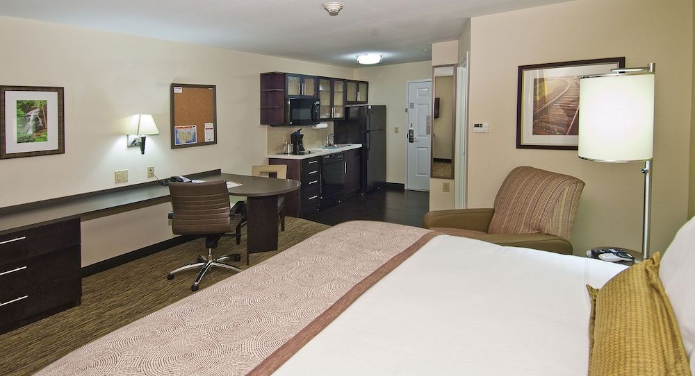Candlewood Suites TUPELO NORTH by IHG 2