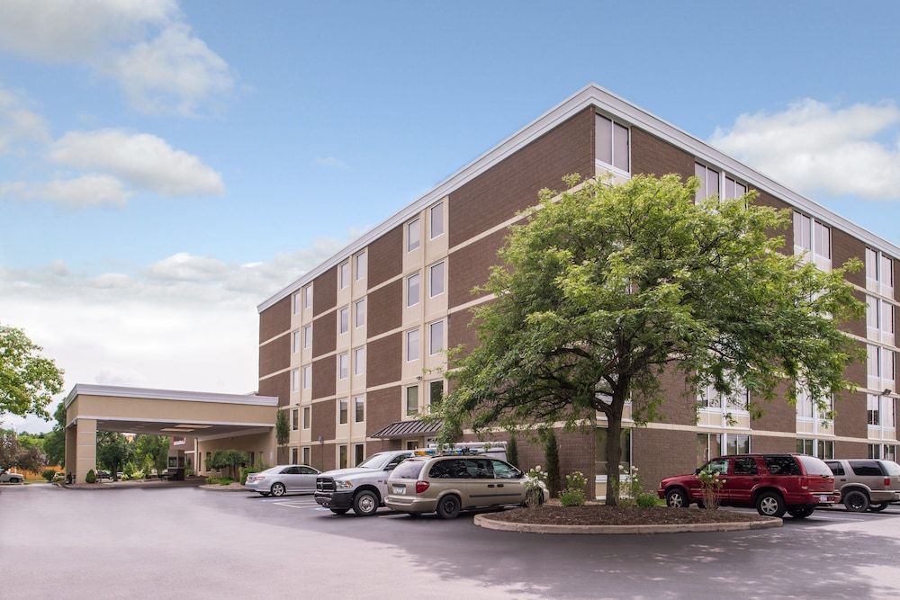 Holiday Inn AUBURN-FINGER LAKES REGION by IHG 1