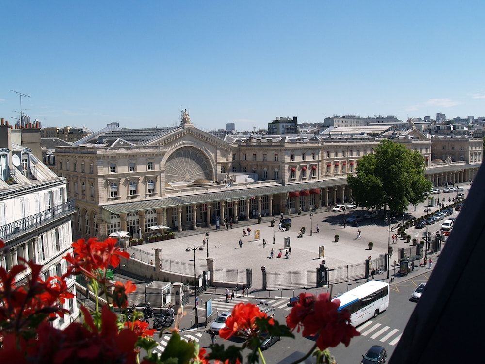Libertel Gare de L'Est Francais 1