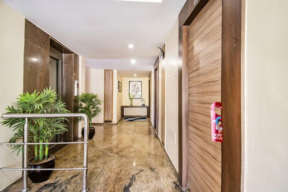 FabHotel Jansi Deluxe - Nr Gandhipuram Bus stand 2