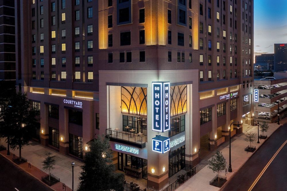 Courtyard by Marriott Atlanta Midtown 1