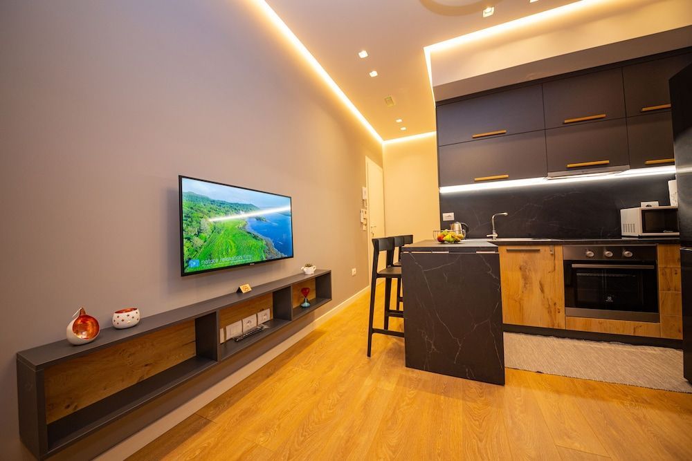 Central Chic Apartments 1