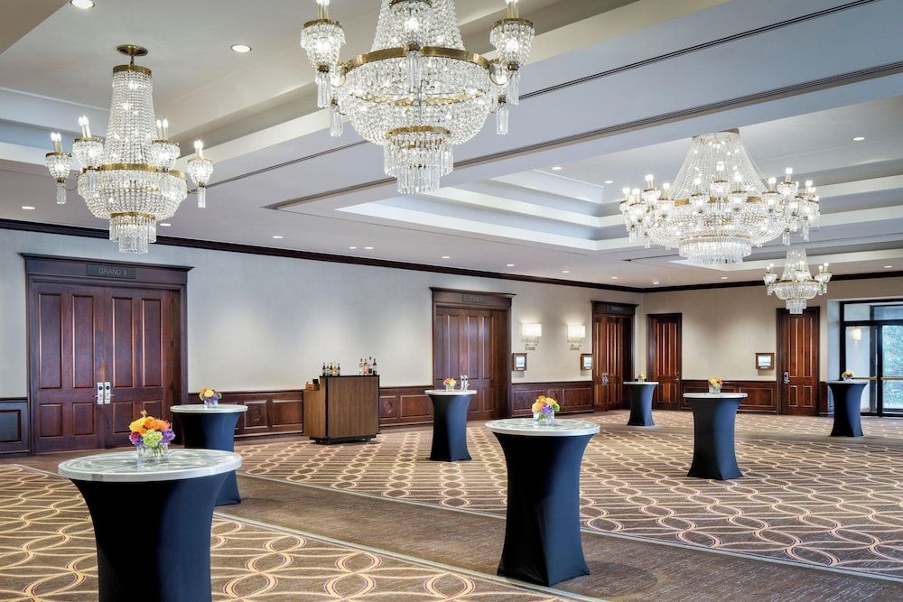Sheraton DFW Airport Hotel 2