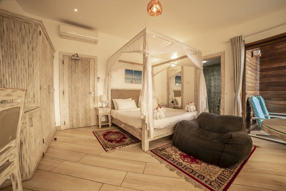 Jumeirah Beachfront 1