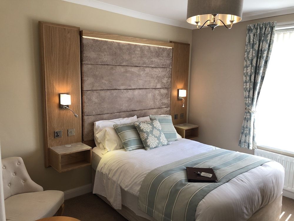 Edgcumbe Guest House 1
