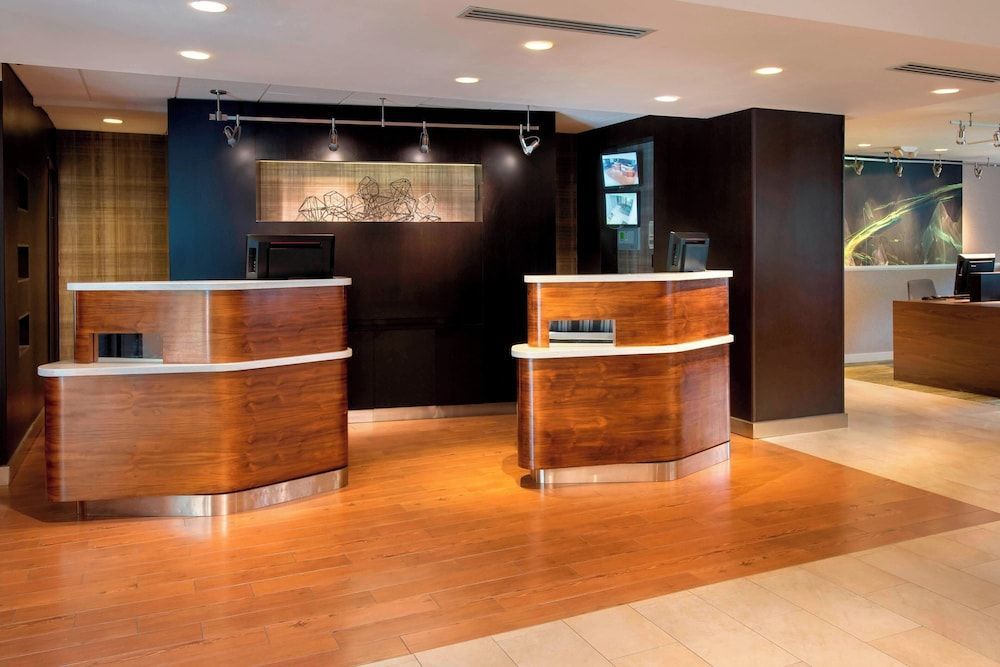 Courtyard by Marriott Norwalk 2