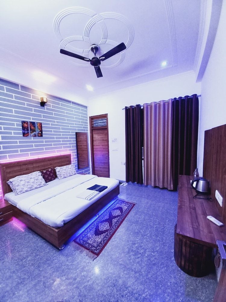 Taj Street Hostel 1