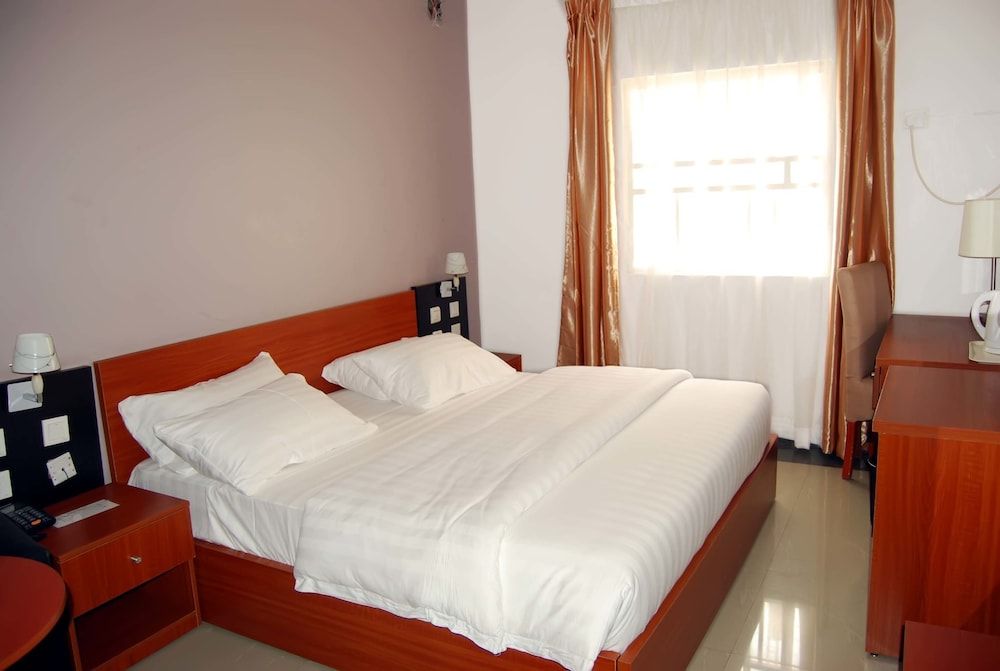 Kifina Emerald Hotel 1