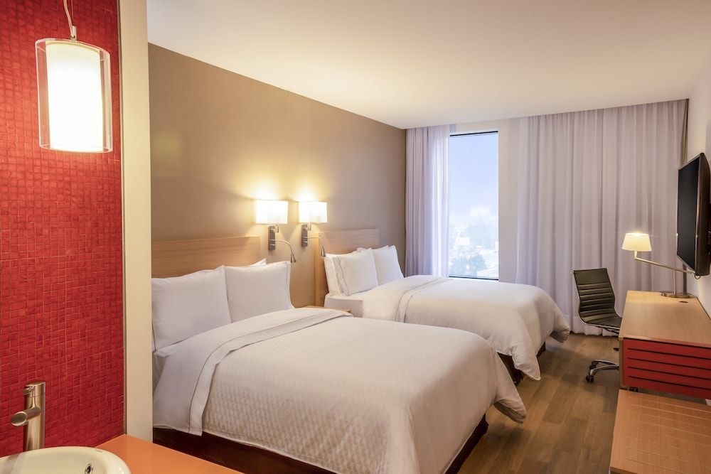 Fiesta Inn Parque Puebla 1