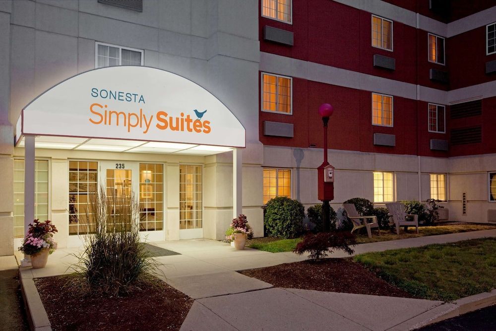 Sonesta Simply Suites Boston Braintree 1