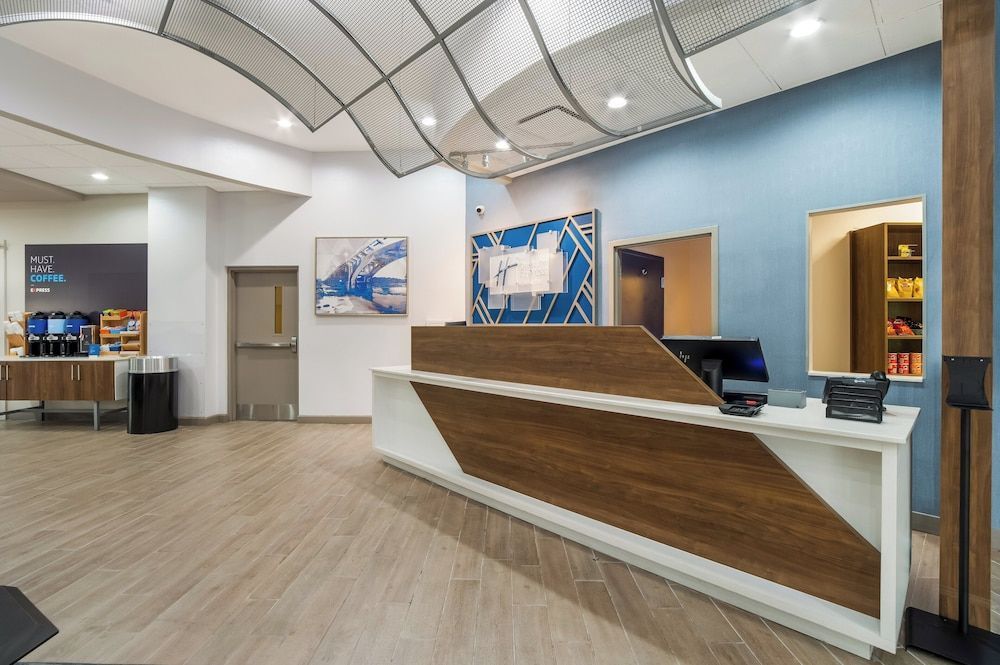 Holiday Inn Express & Suites LEXINGTON by IHG 1
