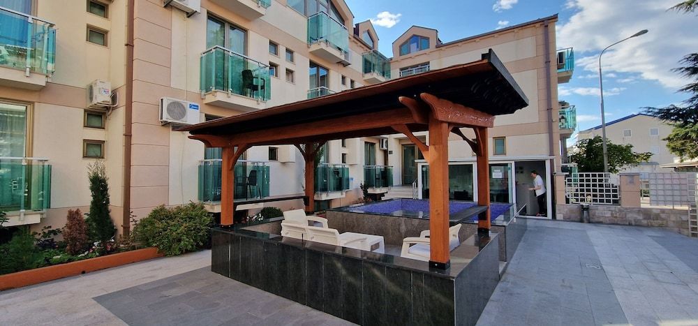 Domador Rooms & Apartments 2