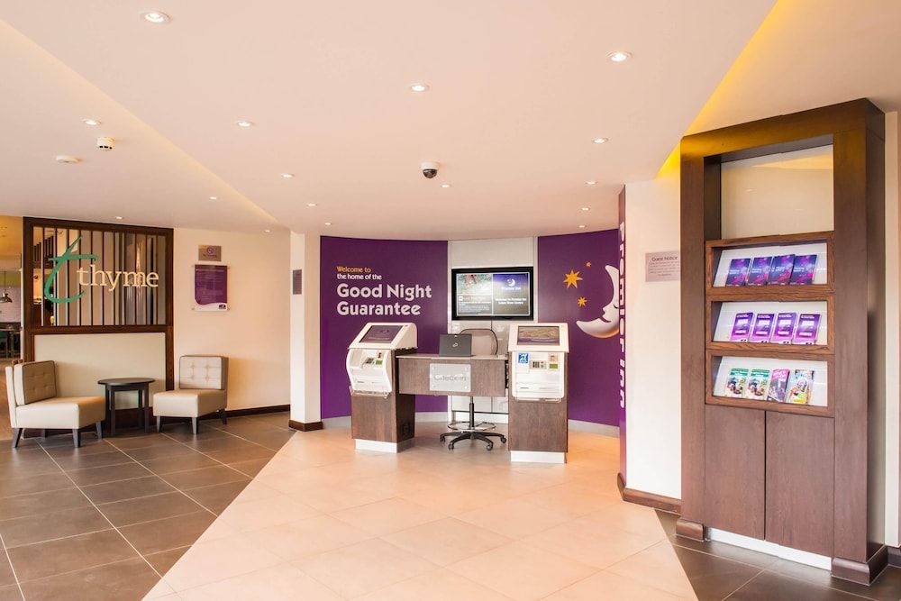 Premier Inn Luton Town Centre 2