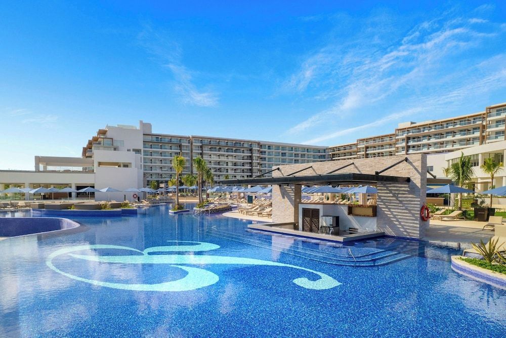 Royalton Splash Riviera Cancun, An Autograph Collection All-Inclusive Resort 1