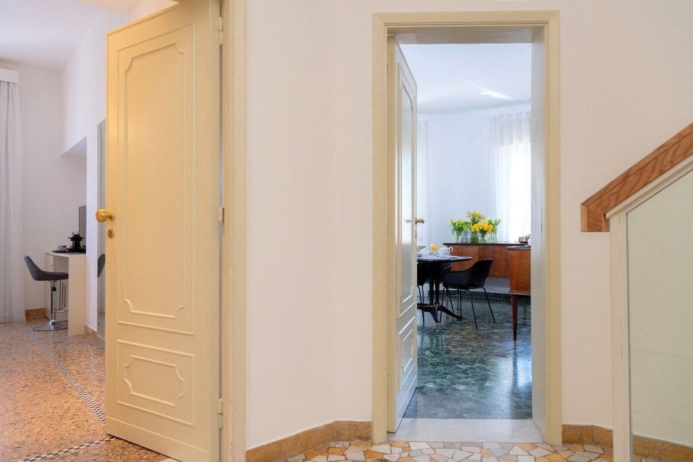 Leopoldo Rooms 1