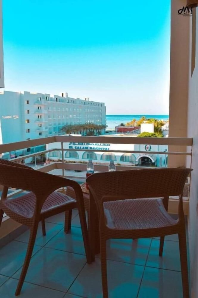 Majestic apartments 1