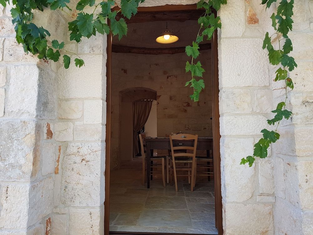 Almapetra Trulli Resort 1