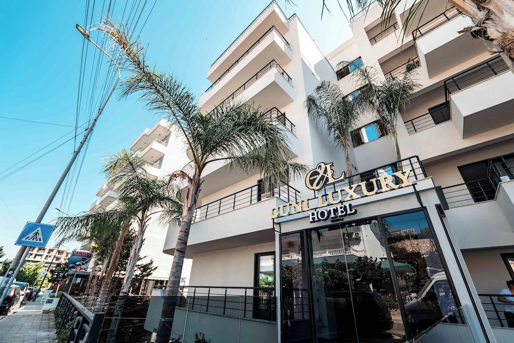 Cuni Luxury Hotel 1