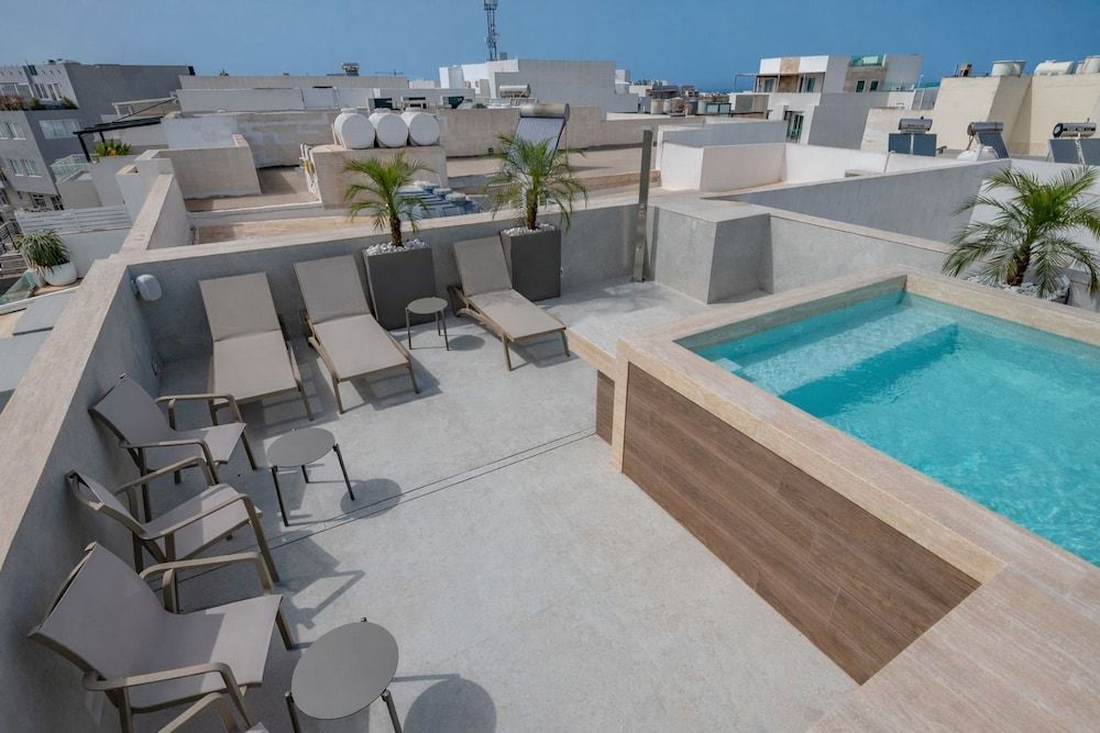 Marea Suites 1