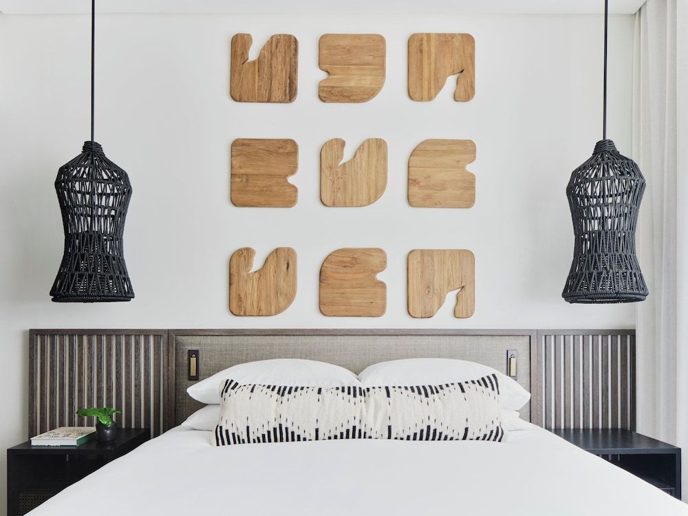 Kimpton GRAND ROATAN RESORT AND SPA by IHG 2