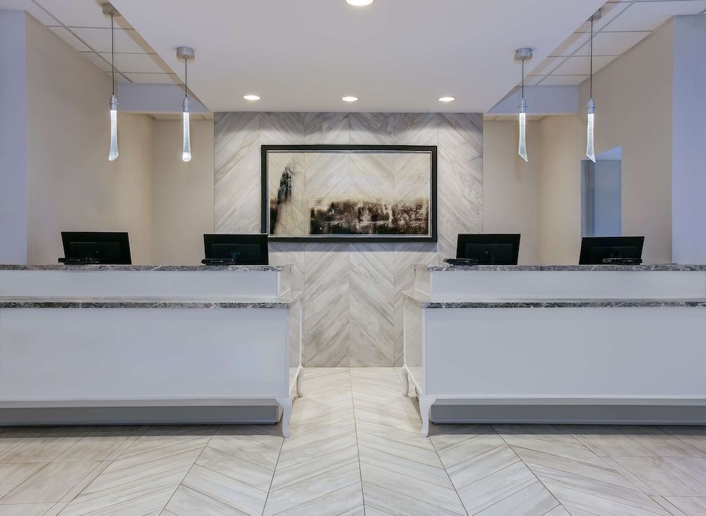 Sonesta Charlotte Lower South End 2