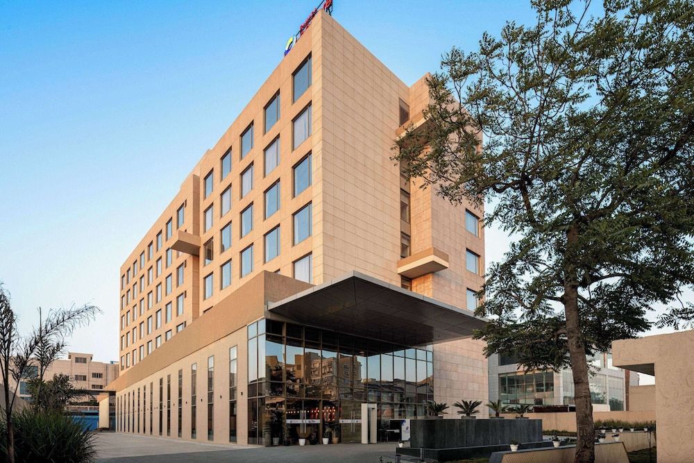 Ramada Encore By Wyndham Bhiwadi Phool Bagh Chowk 1