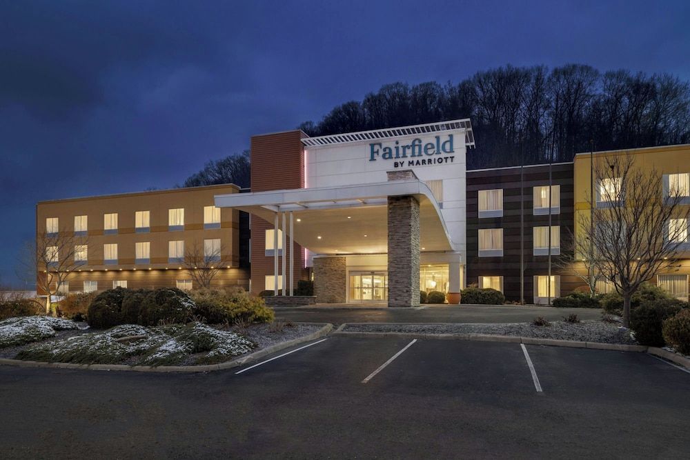 Fairfield Inn & Suites by Marriott Athens 1