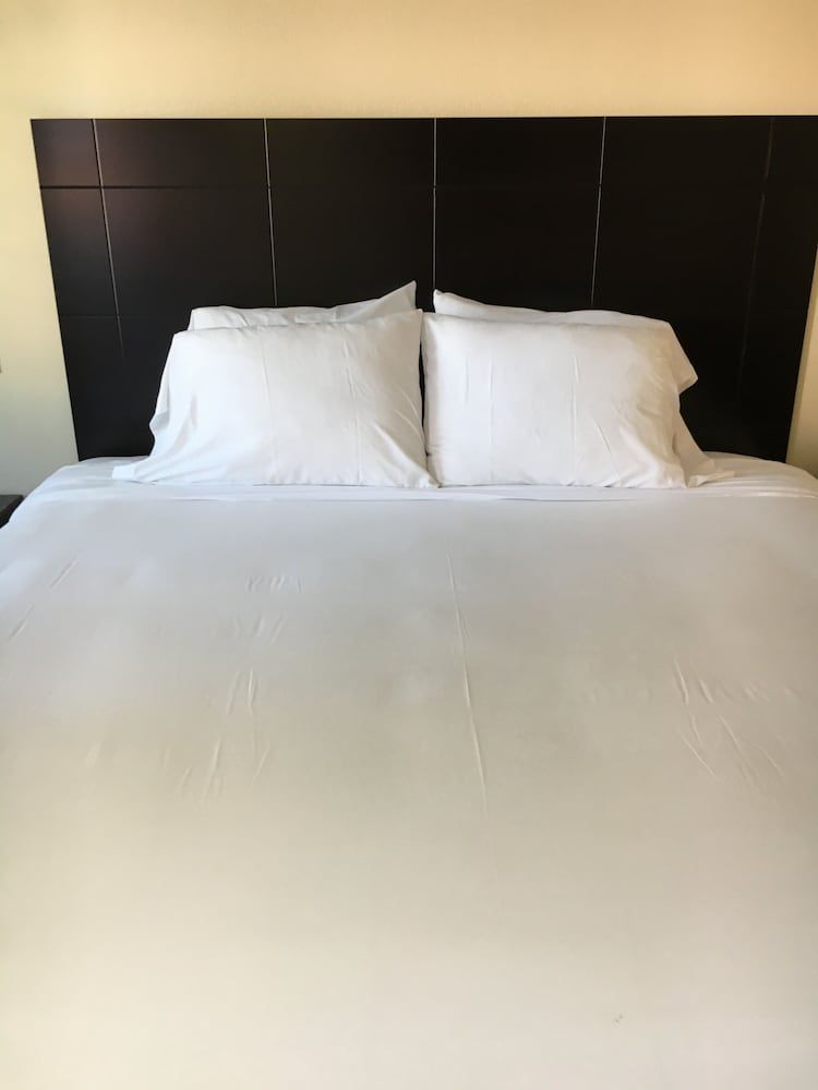 Colton Inn 2