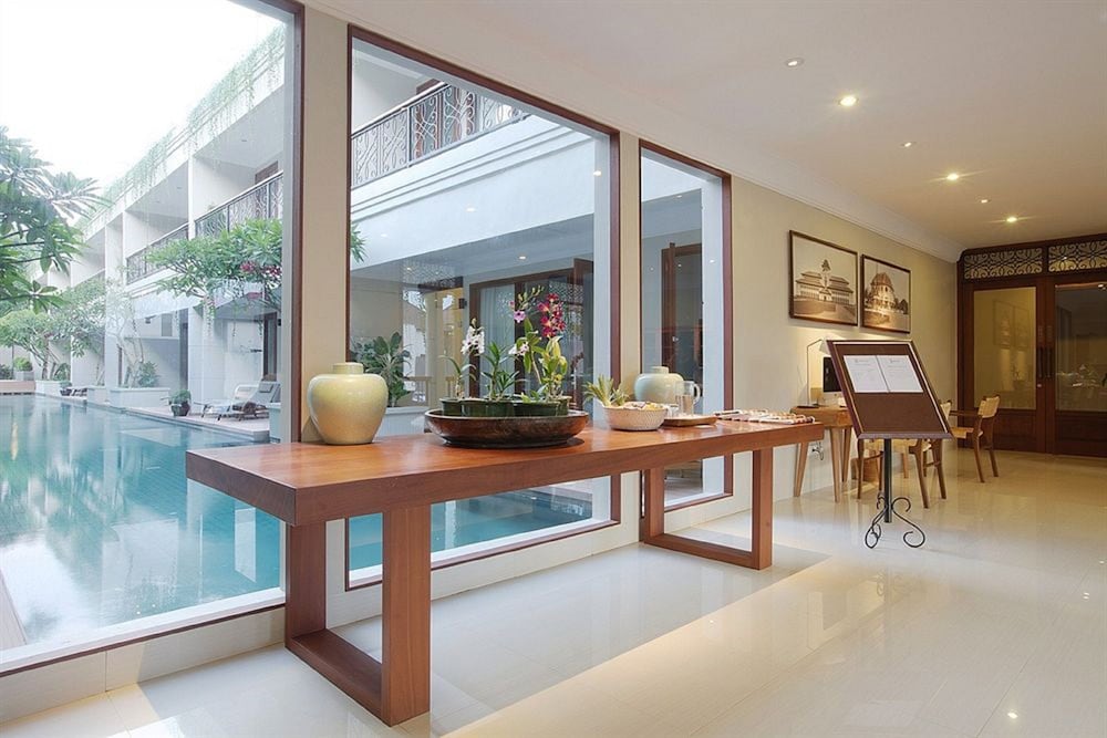 Seminyak Lagoon All Suites Hotel 2