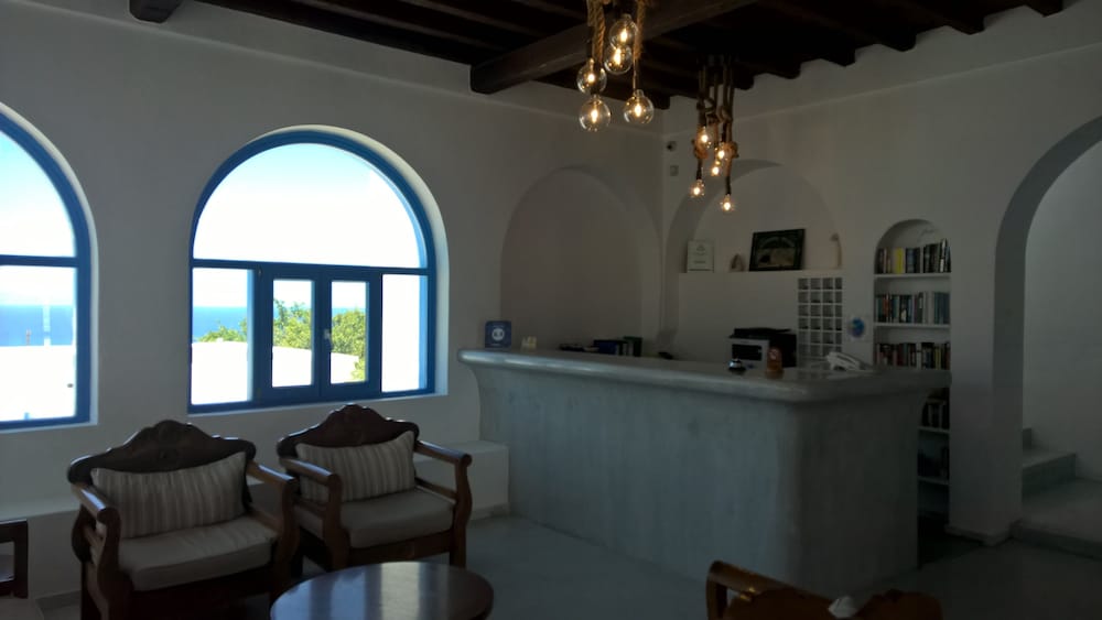 Laokasti Villas & Restaurant 2