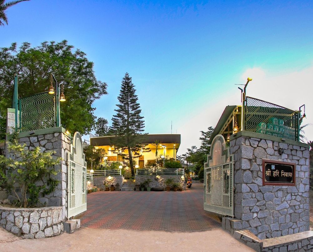 Hari Niwas - A Boutique Garden Resort Mount Abu 1