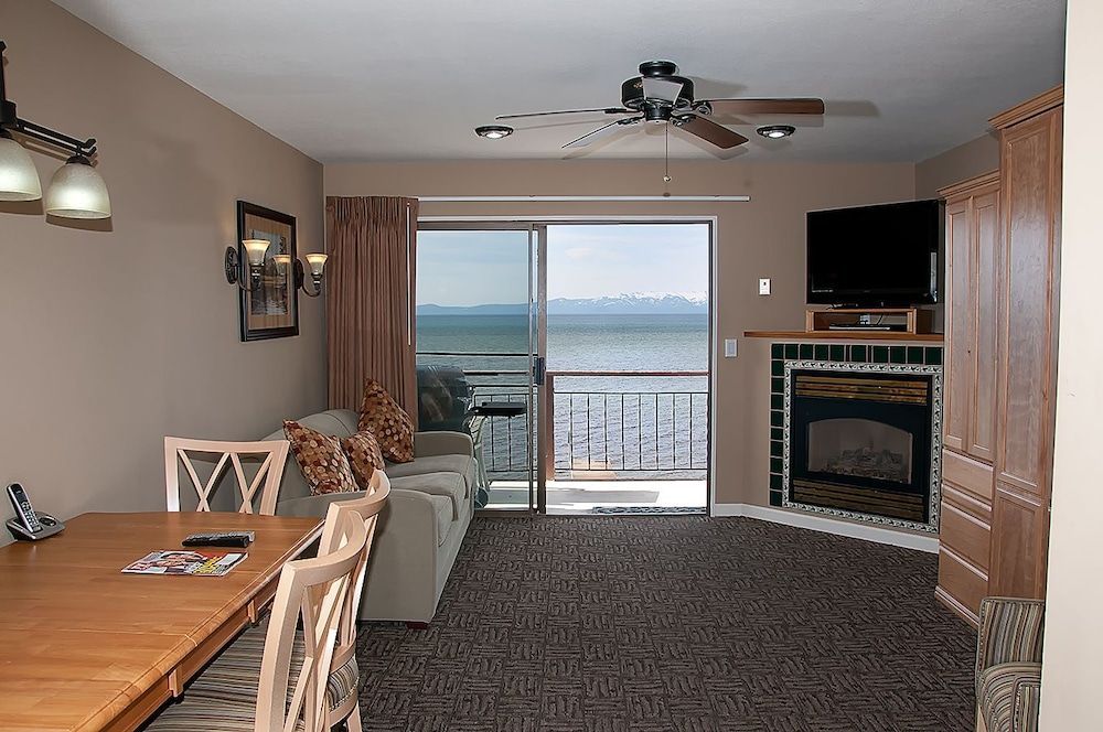Beachcomber Inn 1