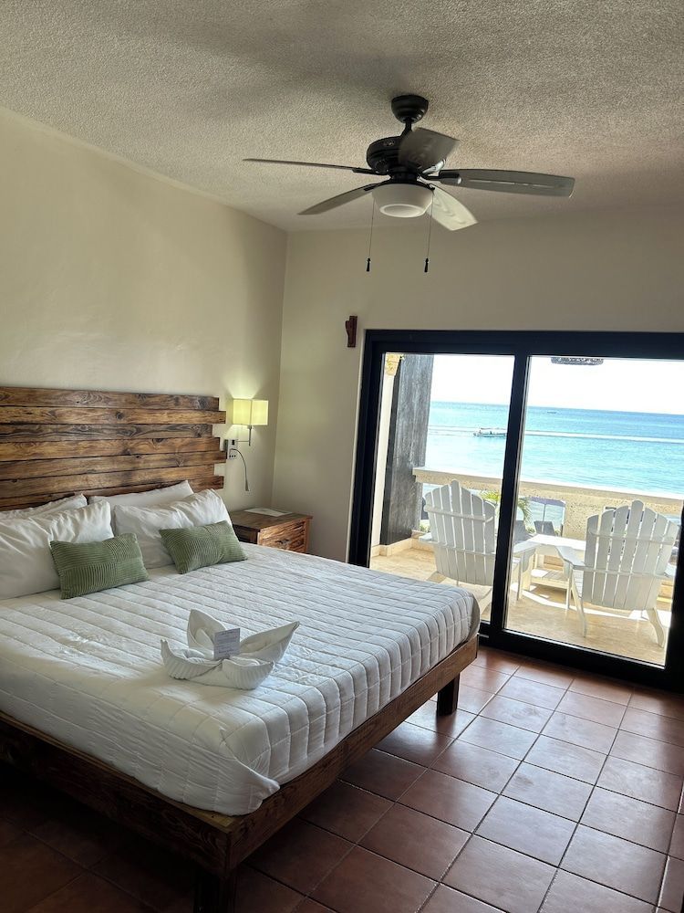 Brisas Del Mar Beach + Dive Resort 1