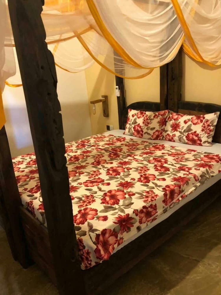 Pazuri Kendwa Beach Hotel 2
