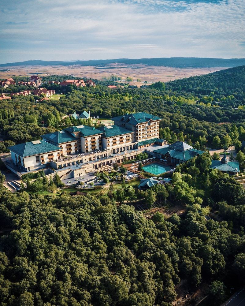 Michlifen Resort & Golf 1