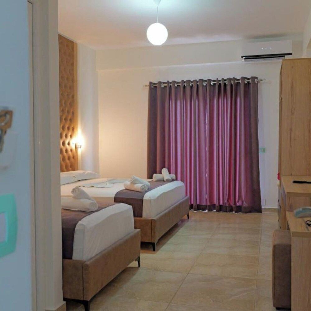 Hotel Esmerald Ksamil 2