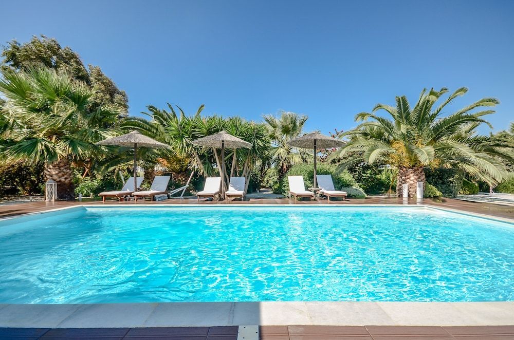 Valena Mare Suites & Apartments 1