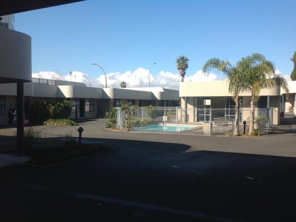 Durham Court Motor Inn 2