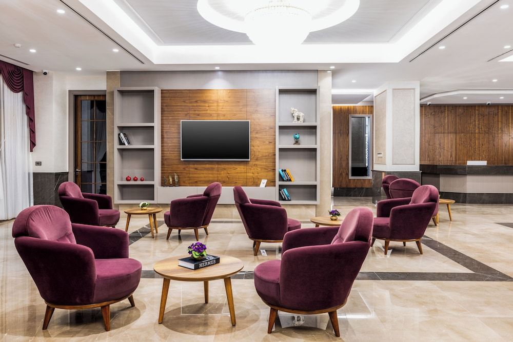 Carina Gold Hotel And Restaurant 2