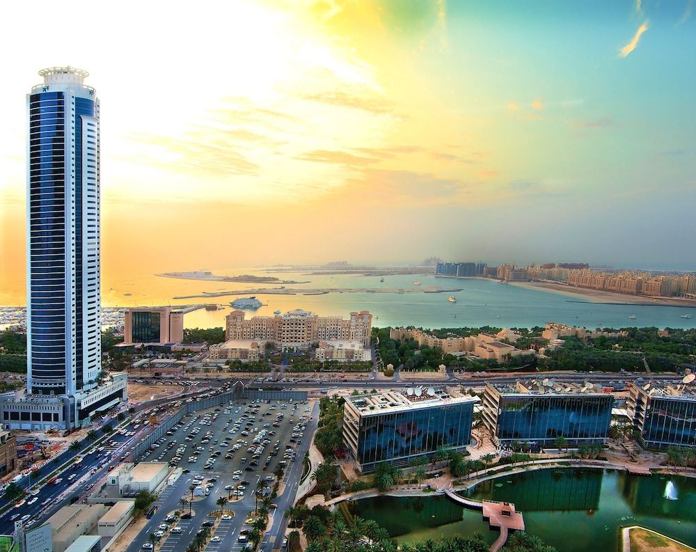 Tamani Marina Hotel & Apartments 1