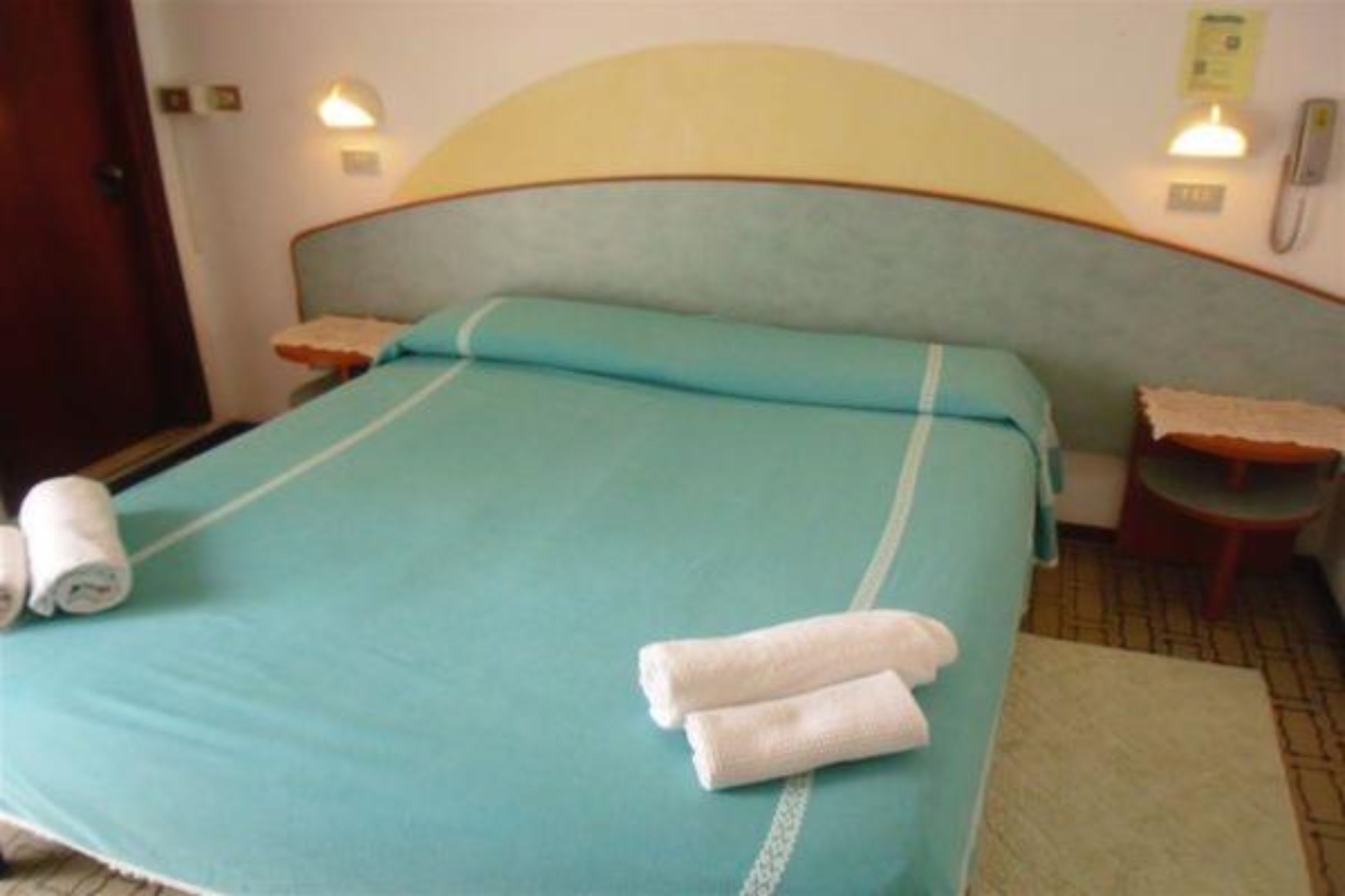Hotel Alfredo's 1