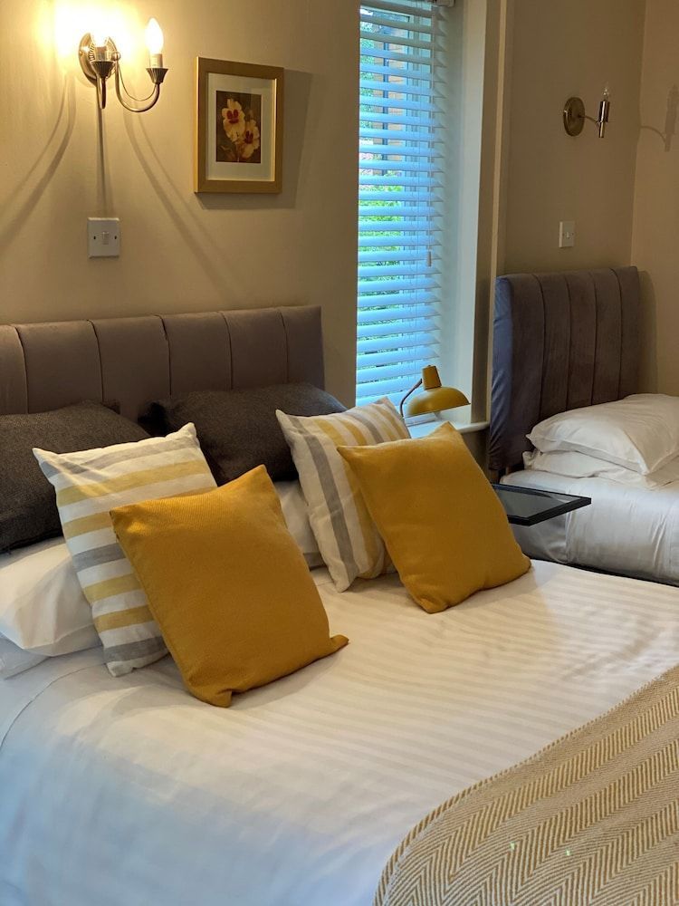 Castle View Hotel 1