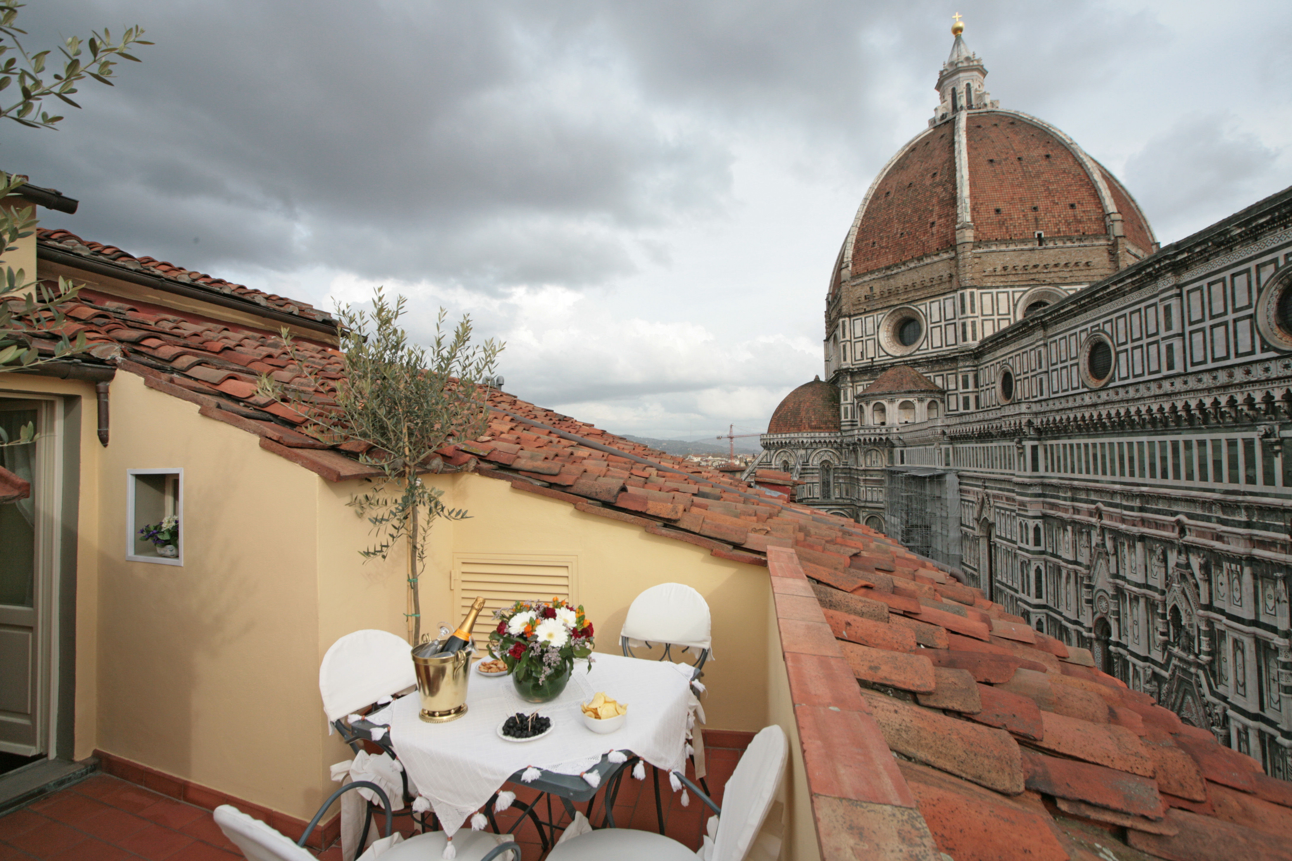 Palazzo Gamba Apartments al Duomo 2