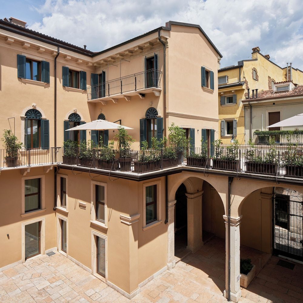 Homy Livia Verona 1