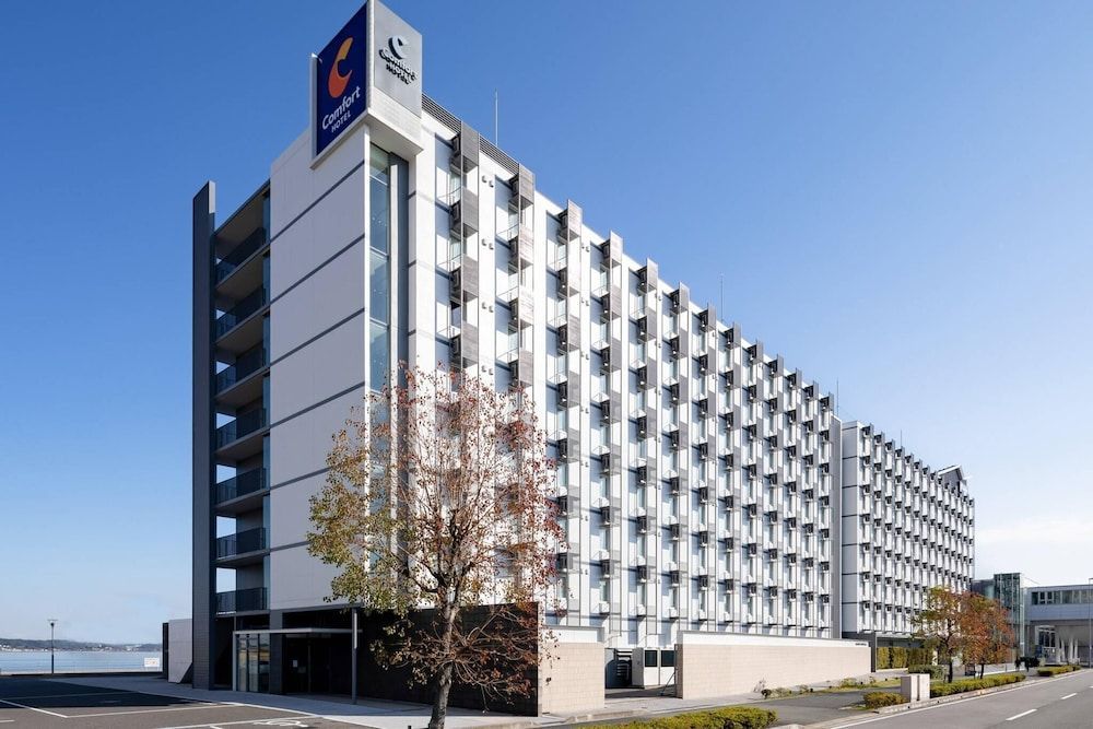 Comfort Hotel Central International Airport 1